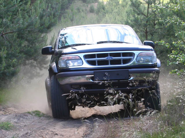 c05ford_v6_02.jpg